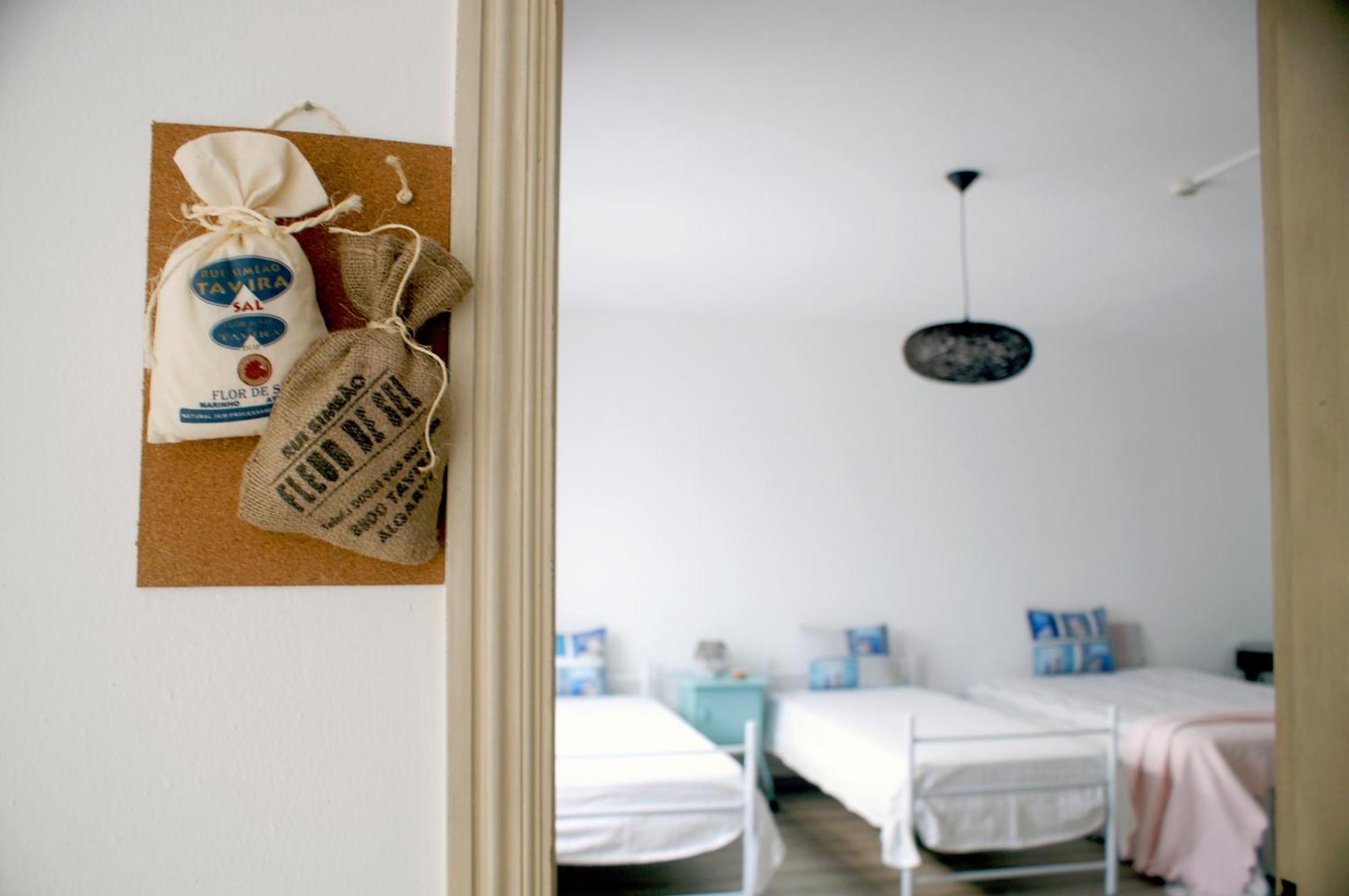 טאווירה Taah Billa Guest House חדר תמונה