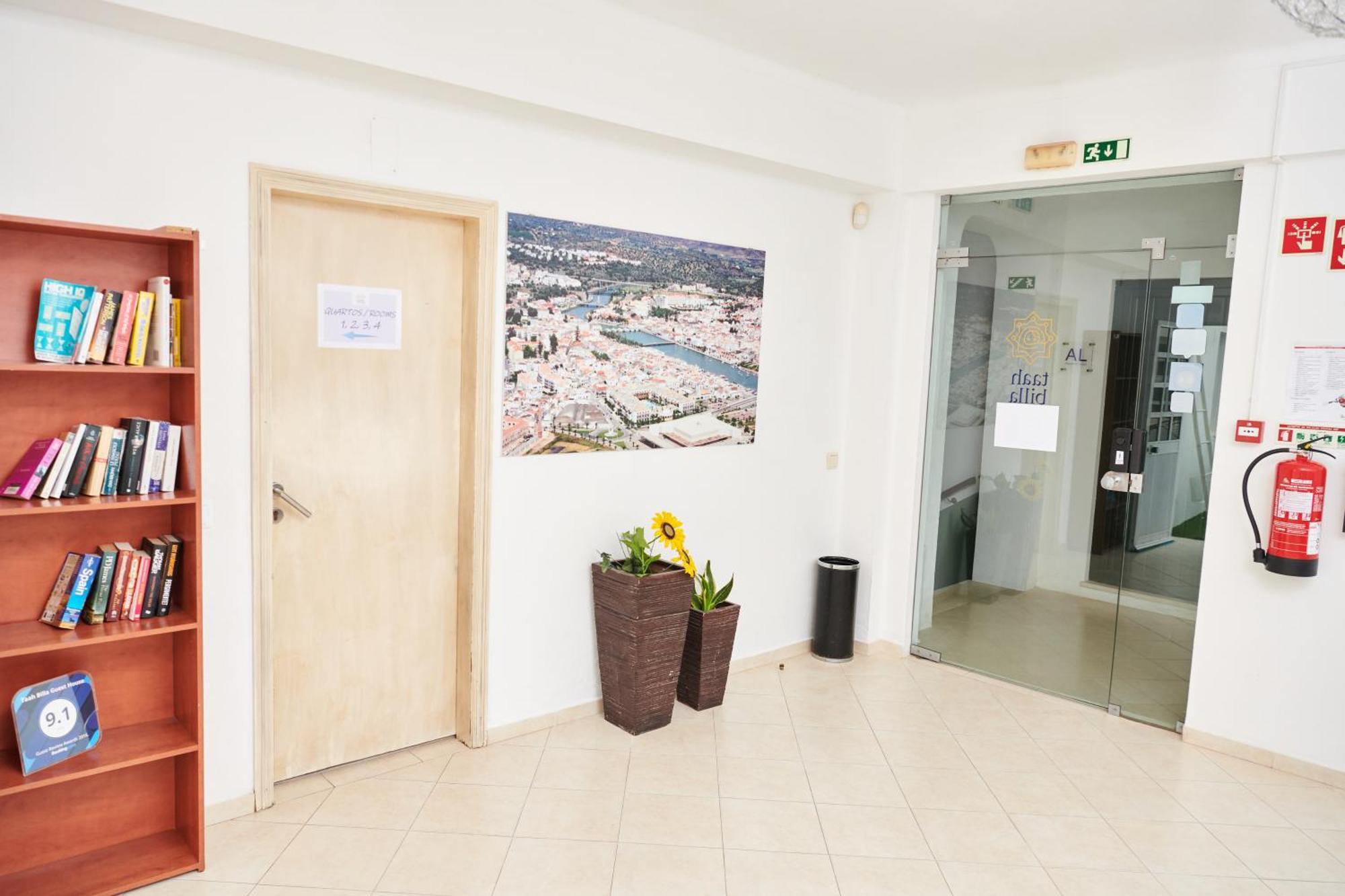 טאווירה Taah Billa Guest House מראה חיצוני תמונה